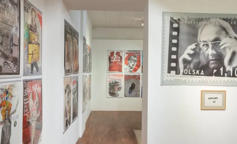 zdjęcie z wystawy Ksiazki plakaty